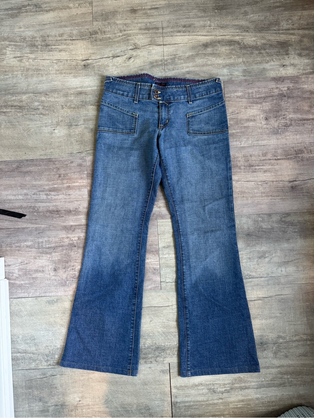 Von Dutch Low-Rise Dark Blue Flare Jeans